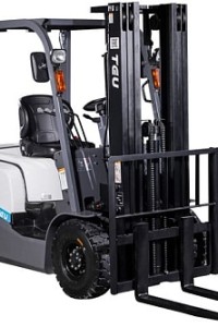 Арендовать дизельный вилочный погрузчик teu fd20t в Екатеринбурге