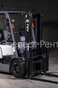Арендовать дизельный вилочный погрузчик teu fd15t в Екатеринбурге